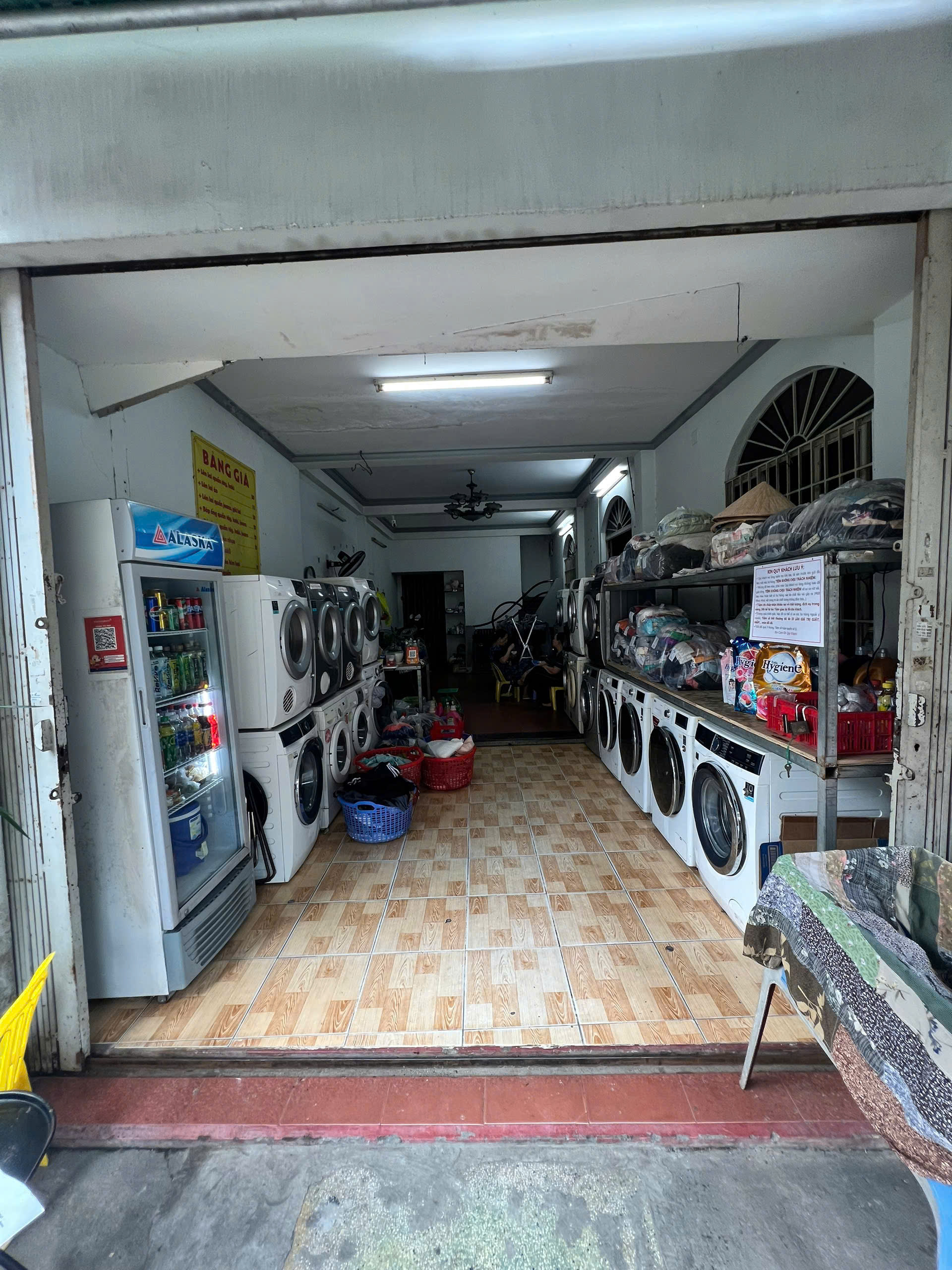  SANG TIỆM GIẶT ỦI TẠI 51 ĐƯỜNG SỐ 18 , P8 , GÒ VẤP