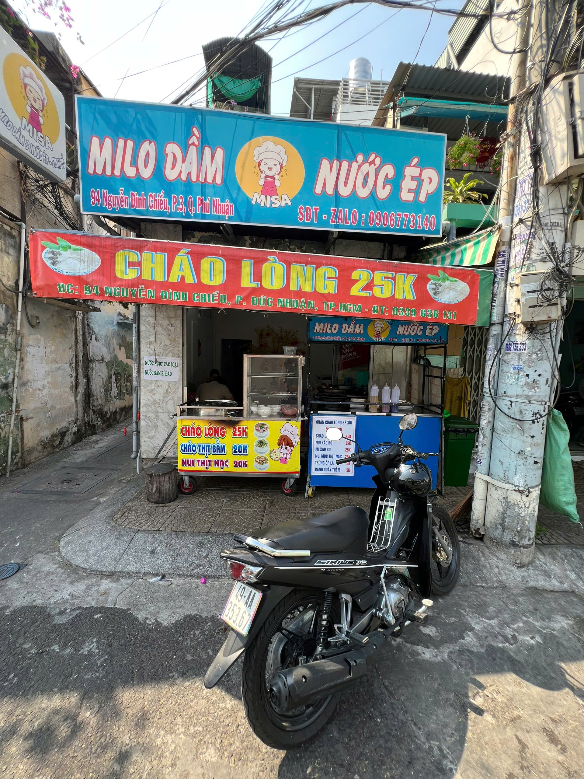 SANG NHƯỢNG QUÁN CHÁO, MÌ, NUI XÀO ngay cổng trường học