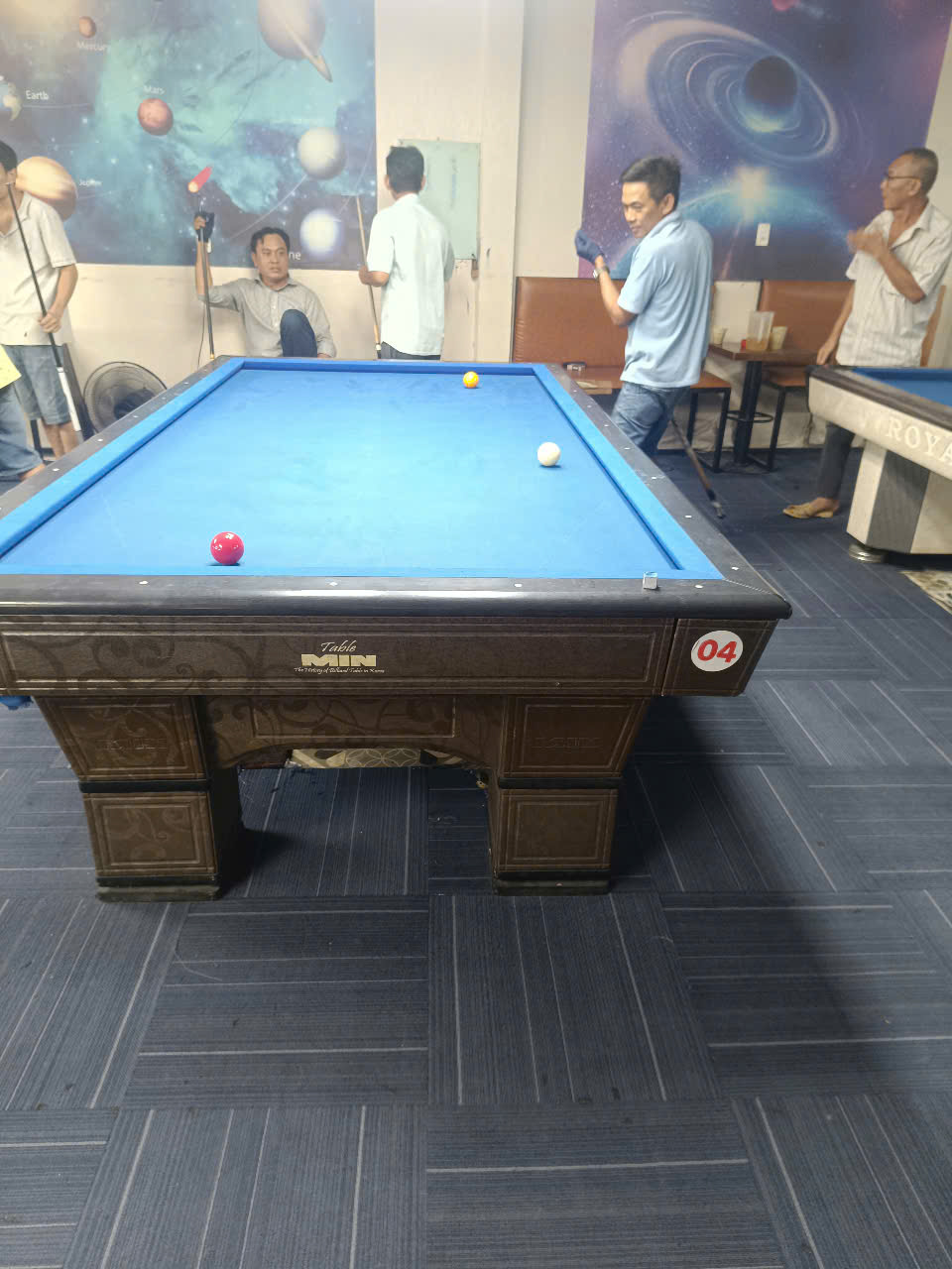 Sang clb bida mặt tiền đường giá thuê chỉ 1x siêu rẻ Quận 11