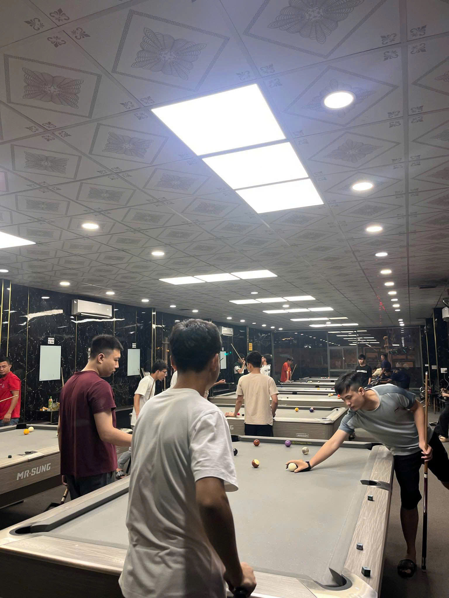 Sang nhượng CLB bida mặt tiền đẹp đông dân tại Tân Bình