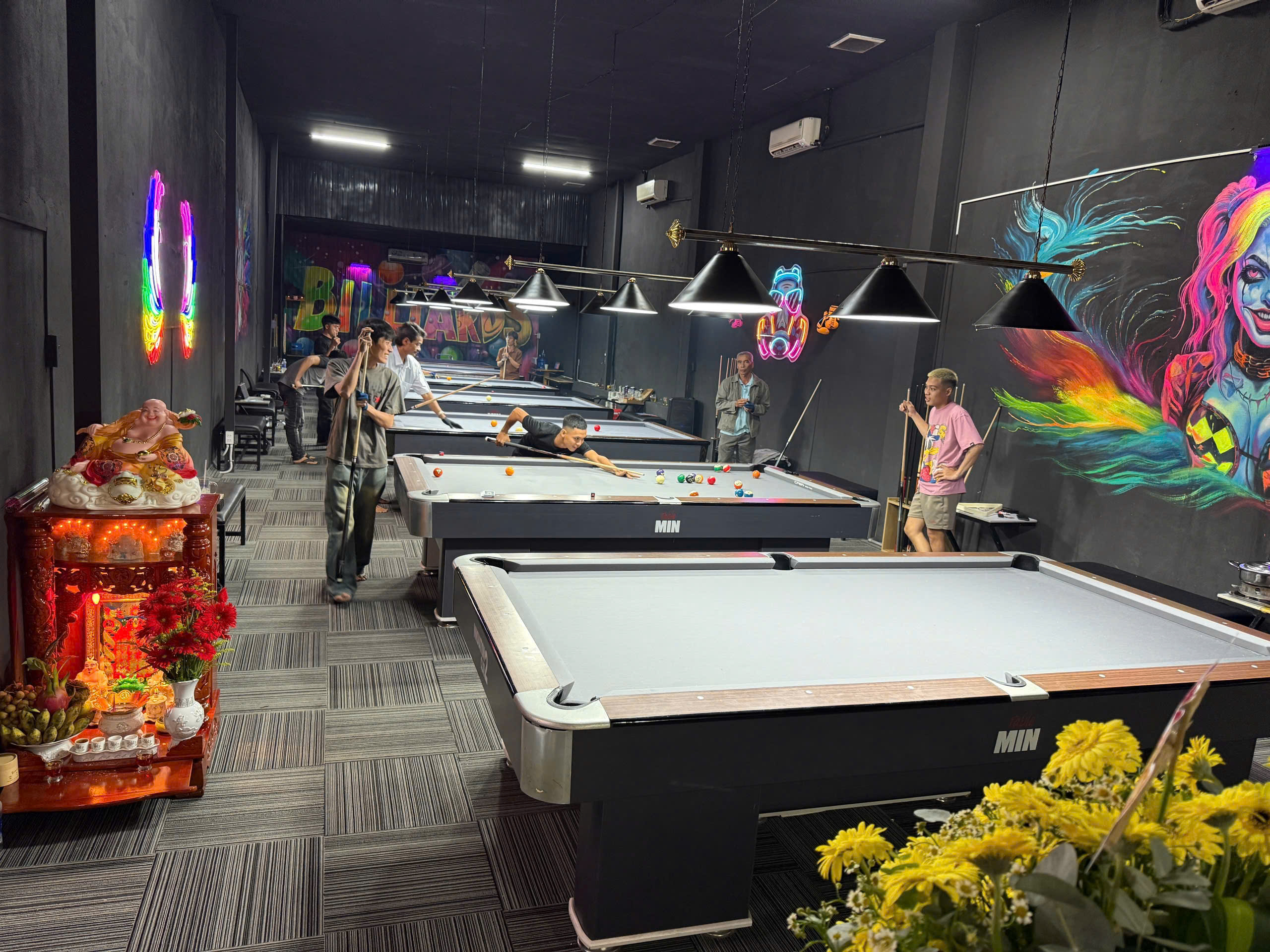 SANG LẠI CLB BIDA MẶT TIỀN ĐƯỜNG THỦ ĐỨC - VỊ TRÍ ĐẸP, GIÁ TỐT