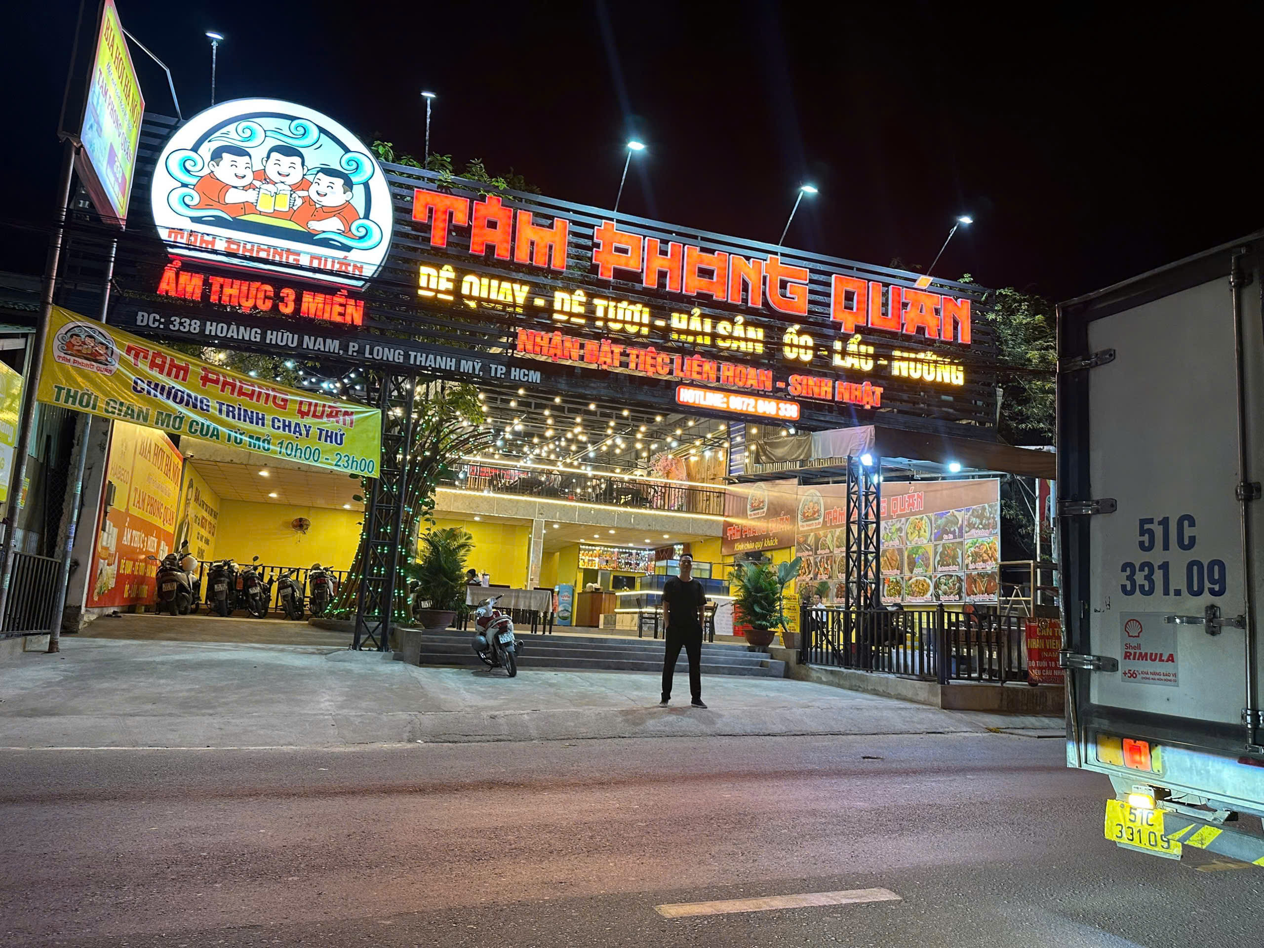 Sang toàn bộ nhà hàng Tam Phong Quán Quận 9.